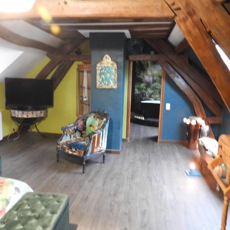Bed and Breakfast L'Ecrin Du Val De Sambre Maubeuge Zewnętrze zdjęcie